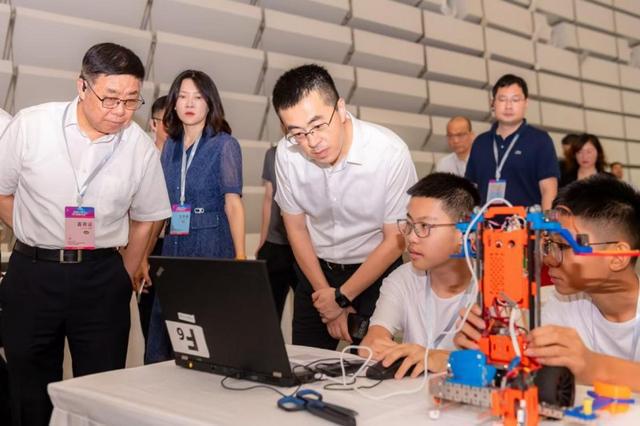 2024全国青少年信息素养大赛总决赛在浙江乌镇开幕(图2)