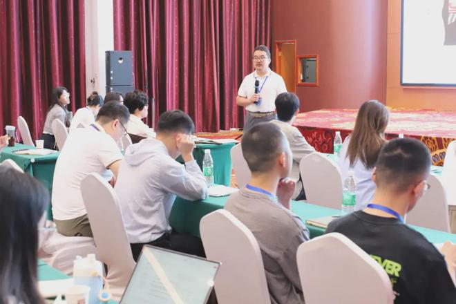 知云时代教育集团召开2023-2024学年教育教学工作总结研讨培训会(图9)