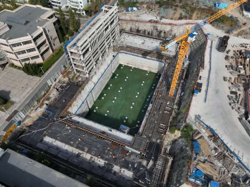 校园早新闻世界首座大连理工大学建设！最新进展→(图2)