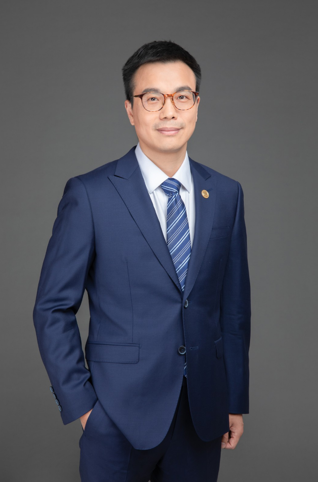 上海财经大学商学院党委书记魏航应邀出席2024央广网MBA教育年度盛典(图3)