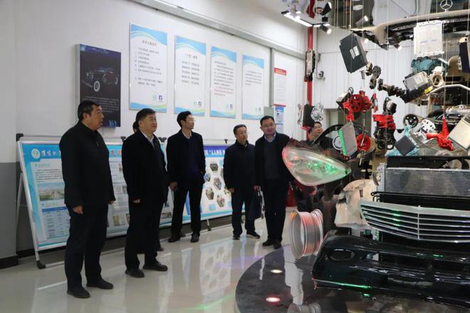 新乡学院校长王孝俊一行到濮阳职业技术学院考察交流(图6)