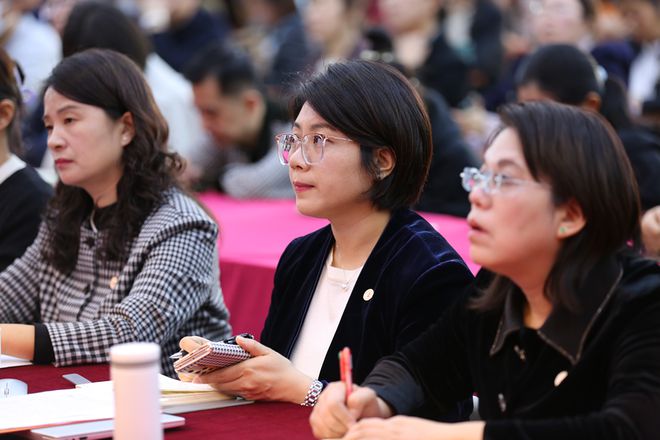 北京市东城区职工大学博士后工作坊启动暨北京市成人教育学会首家科研创新实践基地揭牌仪式成功举办(图13)