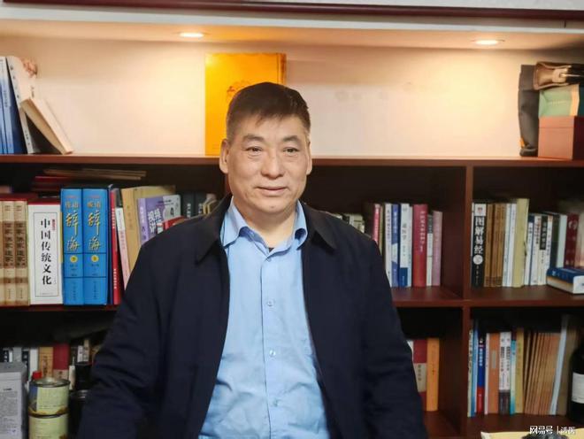 李广金:从戈壁到医坛的坚守之路(图1)