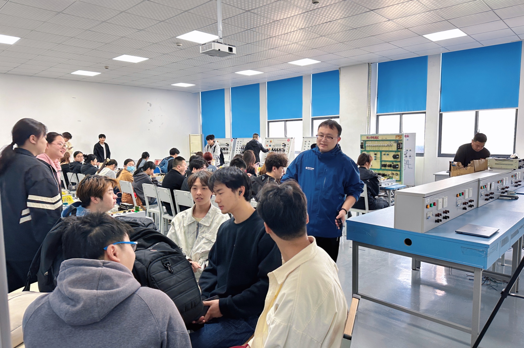 宁波搭建“人才充电”平台为地方经济发展蓄能(图4)