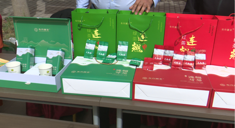 杨马燃情开跑“头雁”优品展销——陕西省乡村产业振兴带头人“头雁”优质农产品西农大校园展侧记(图6)