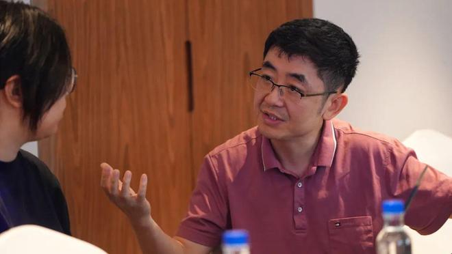 打破信息茧房｜何亮：“AI+教育”创业者打造“技术新引擎”！(图13)