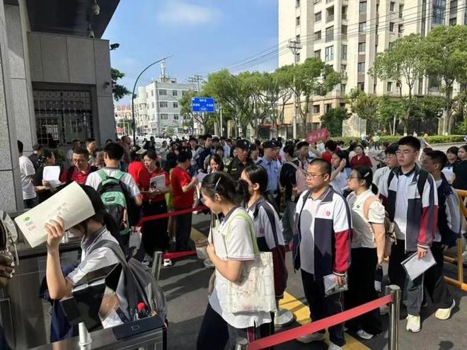 浙江3万考生高考落榜深层次原因揭秘未来出路分析(图3)