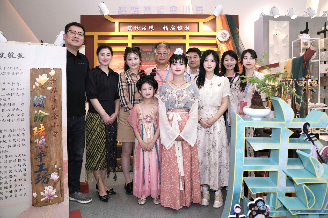 蚌山区：建教育强区新高地树人民满意新标杆(图7)