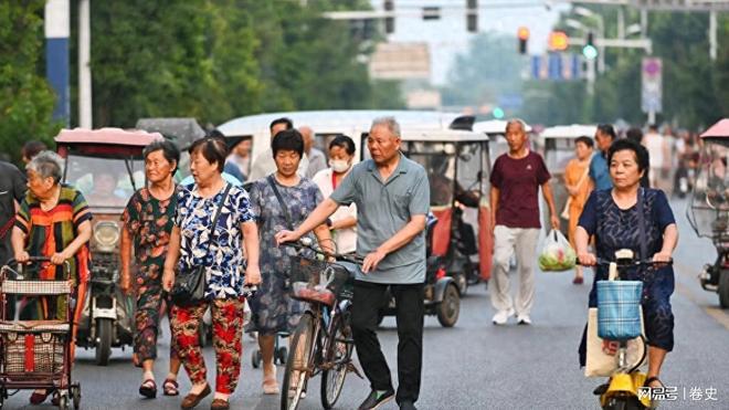 中产焦虑揭开中国社会深层线亿中产才稳(图1)