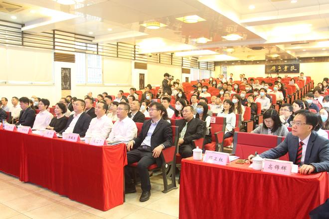 有温度、有广度、有深度!越秀教育融合创新铸湾区教育新典范(图4)