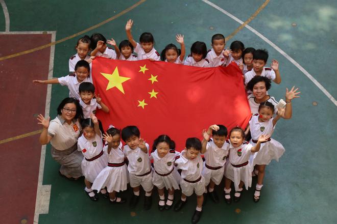 有温度、有广度、有深度!越秀教育融合创新铸湾区教育新典范(图7)