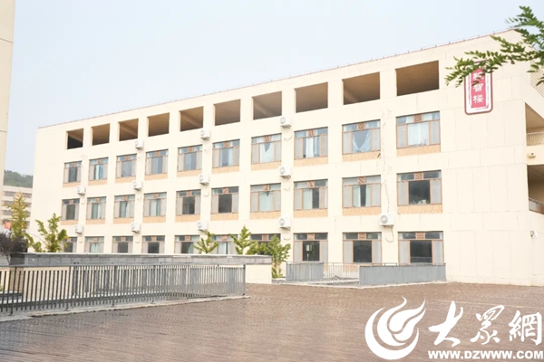 金品教育金都温度——守护成长每一步让教室成为安全的港湾、舒心的乐园(图3)