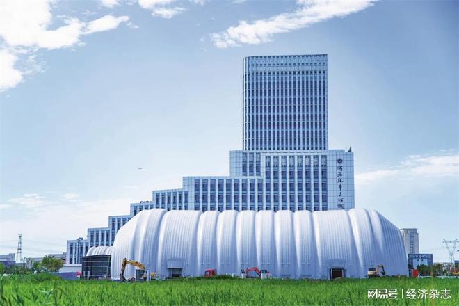 奋力书写职业教育高质量发展新篇章(图1)