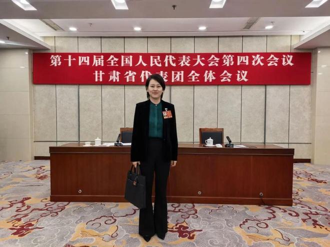 两会进行时来看教育“她”力量(图3)